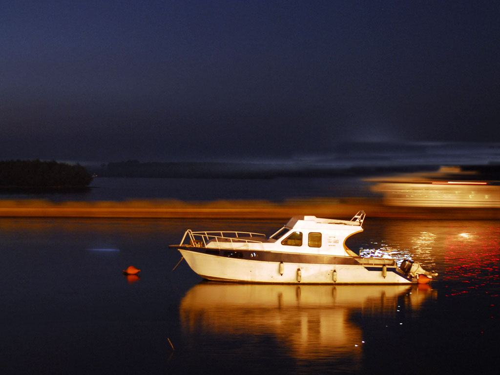 Photo of Belgrade by night: Danube
