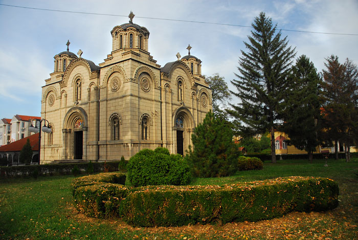 Leskovac, crkva u centru